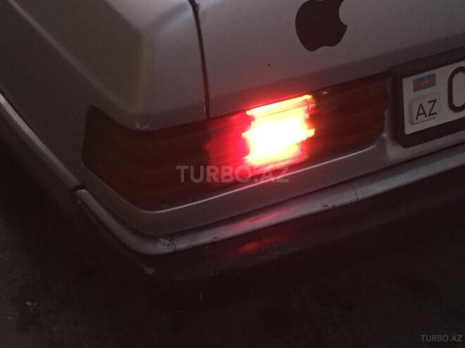 Mercedes 190 1990, 425,000 km - 2.0 l - Bakı