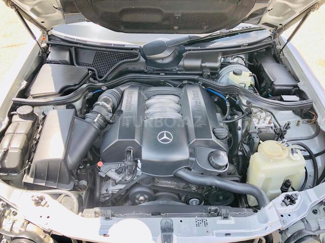 Mercedes E 240 1999, 299,999 km - 2.4 l - Bakı