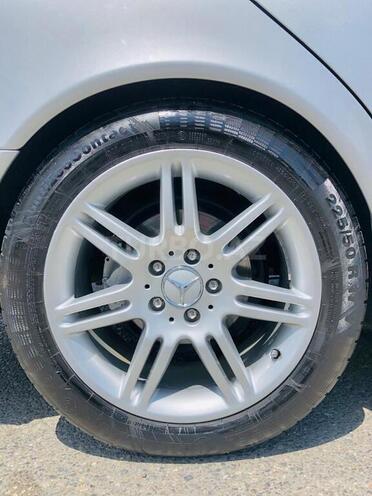 Mercedes E 240 1999, 299,999 km - 2.4 l - Bakı