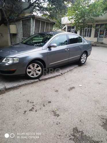 Volkswagen Passat 2005, 202,000 km - 2.0 l - Bakı