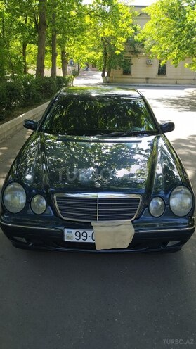 Mercedes E 220 2000, 285,000 km - 2.2 л - Bakı