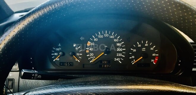 Mercedes C 180 1998, 319,000 km - 1.8 l - Bakı