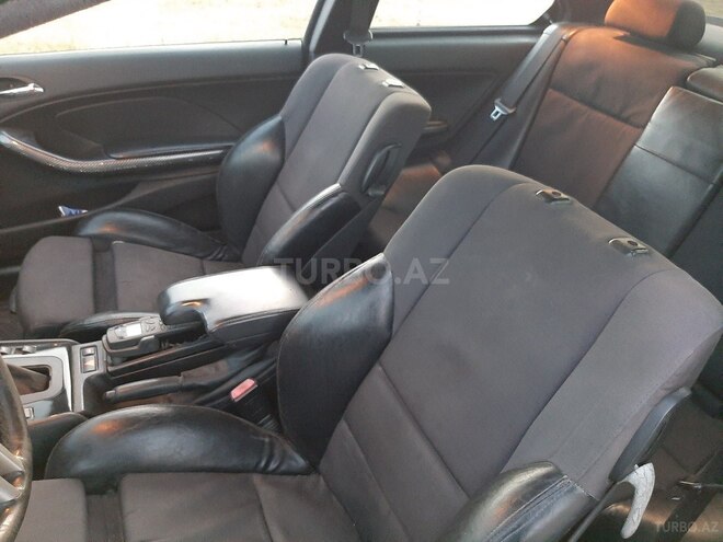 BMW 320 2002, 220,000 km - 2.0 l - Bakı