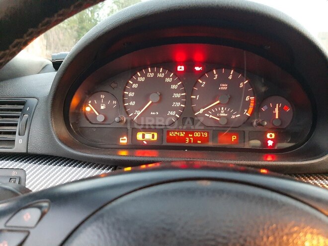 BMW 320 2002, 220,000 km - 2.0 l - Bakı