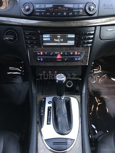 Mercedes E 320 2002, 287,000 km - 3.2 л - Bakı