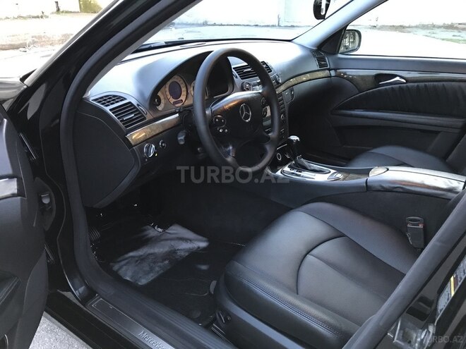 Mercedes E 320 2002, 287,000 km - 3.2 л - Bakı