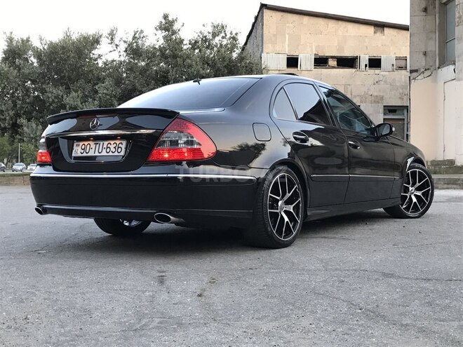 Mercedes E 320 2002, 287,000 km - 3.2 л - Bakı