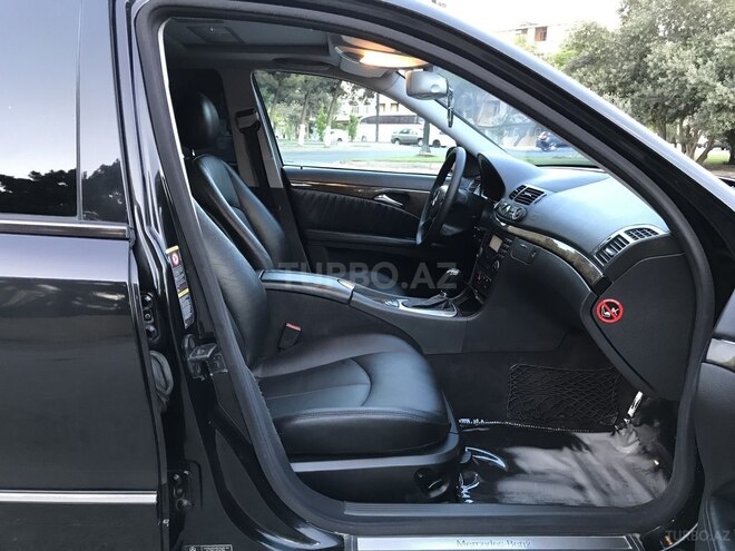 Mercedes E 320 2002, 287,000 km - 3.2 л - Bakı