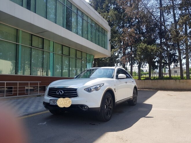 Infiniti FX35 2012, 107,000 km - 3.5 л - Tovuz