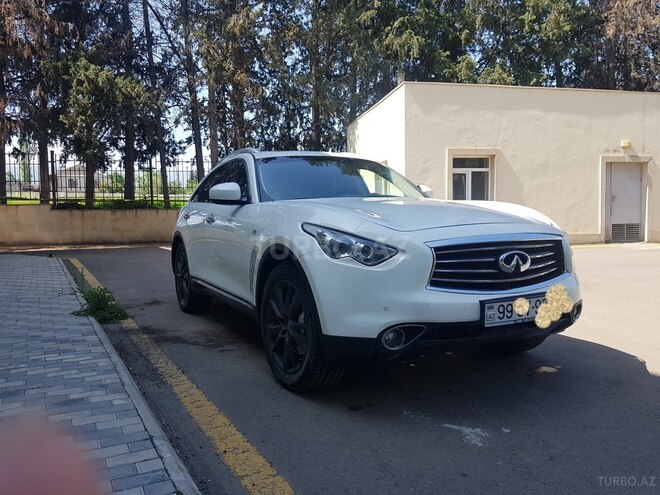 Infiniti FX35 2012, 107,000 km - 3.5 л - Tovuz