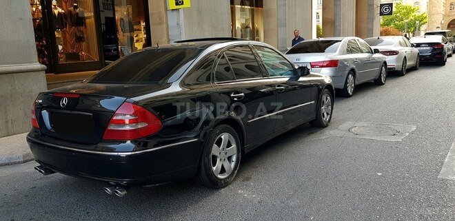 Mercedes E 240 2002, 225,000 km - 2.6 л - Bakı
