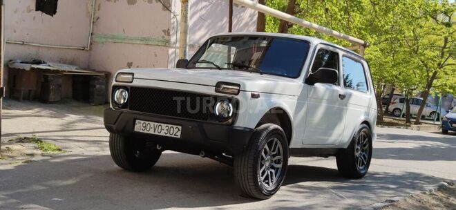 LADA (VAZ) Niva 2010, 136,000 km - 1.7 l - Bakı
