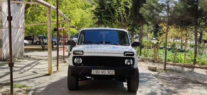 LADA (VAZ) Niva 2010, 136,000 km - 1.7 l - Bakı