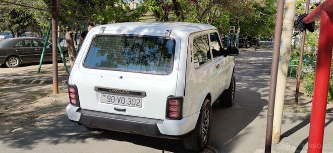 LADA (VAZ) Niva 2010, 136,000 km - 1.7 l - Bakı