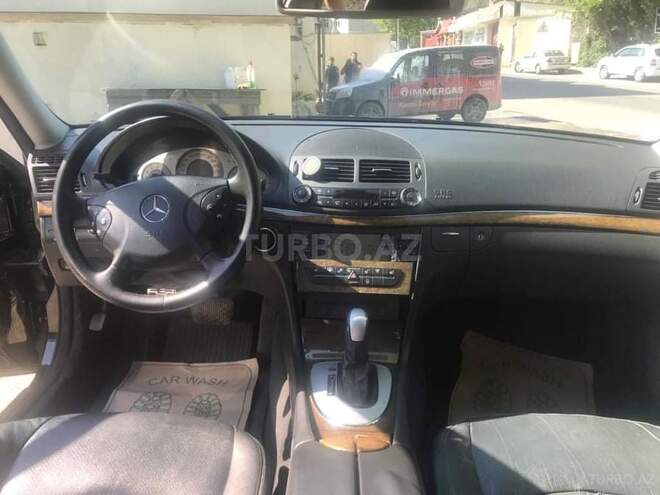 Mercedes E 350 2004, 270,000 km - 3.5 l - Bakı