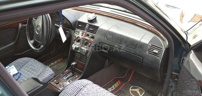 Mercedes C 200 1995, 374,000 km - 2.0 л - Bakı