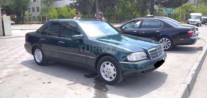 Mercedes C 200 1995, 374,000 km - 2.0 л - Bakı