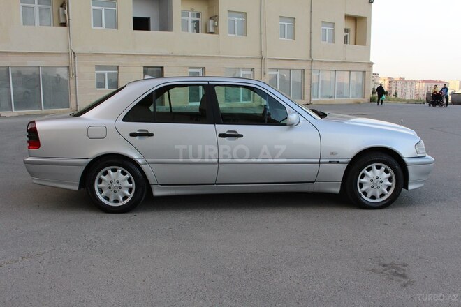 Mercedes C 180 1998, 279,300 km - 1.8 l - Bakı