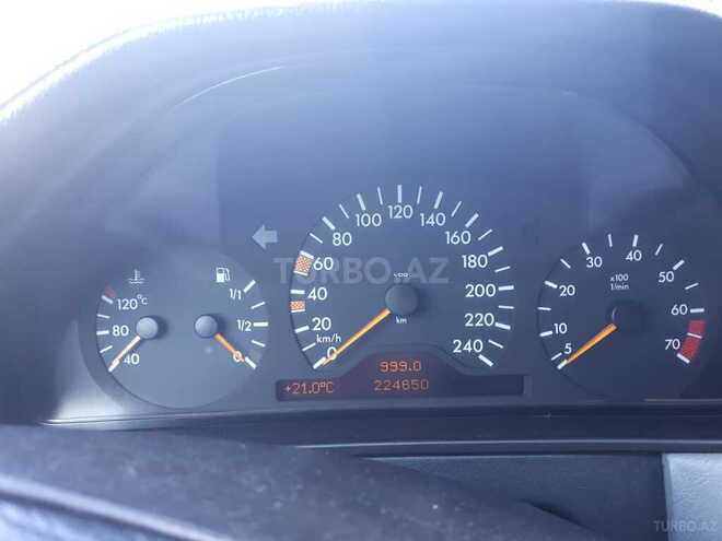 Mercedes E 240 1998, 224,650 km - 2.4 l - Bakı