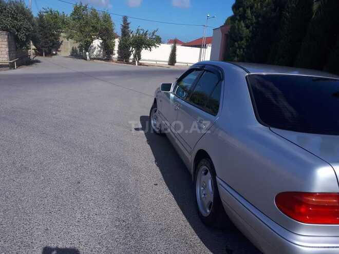 Mercedes E 240 1998, 224,650 km - 2.4 l - Bakı
