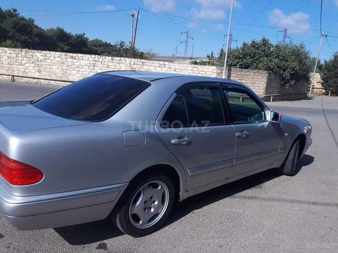 Mercedes E 240 1998, 224,650 km - 2.4 l - Bakı