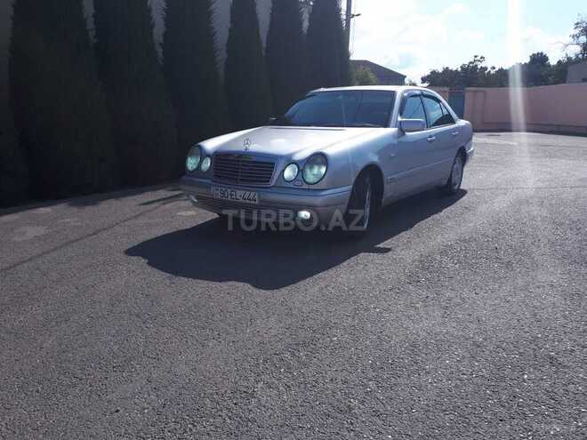 Mercedes E 240 1998, 224,650 km - 2.4 l - Bakı