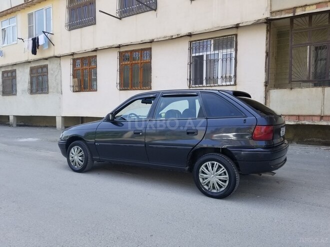 Opel Astra 1996, 416,500 km - 1.6 л - Bakı