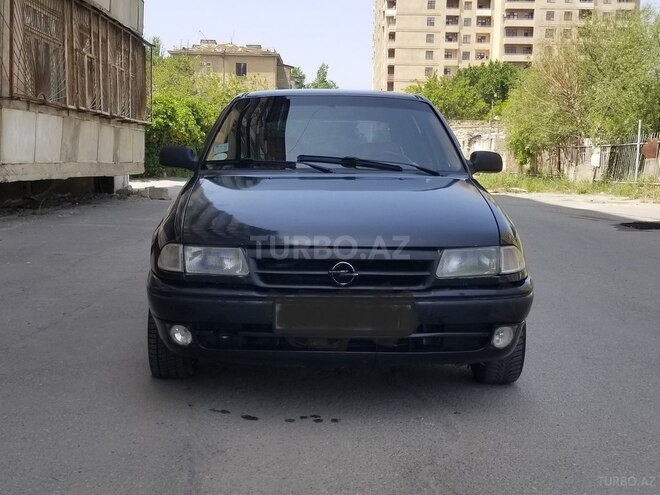Opel Astra 1996, 416,500 km - 1.6 л - Bakı