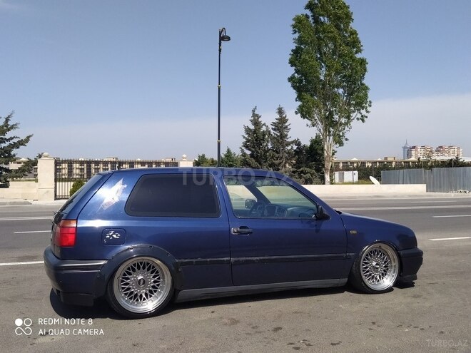 Volkswagen Golf 1996, 274,114 km - 1.6 l - Bakı