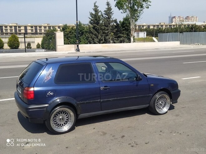 Volkswagen Golf 1996, 274,114 km - 1.6 l - Bakı