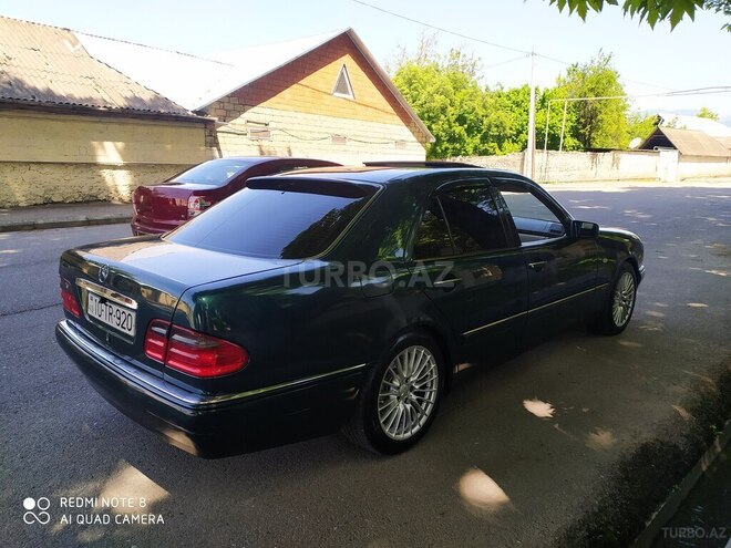 Mercedes E 320 1995, 385,000 km - 3.2 l - İsmayıllı