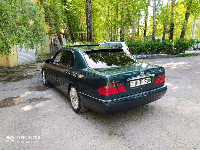 Mercedes E 320 1995, 385,000 km - 3.2 l - İsmayıllı