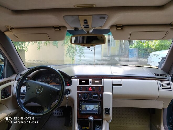 Mercedes E 320 1995, 385,000 km - 3.2 l - İsmayıllı
