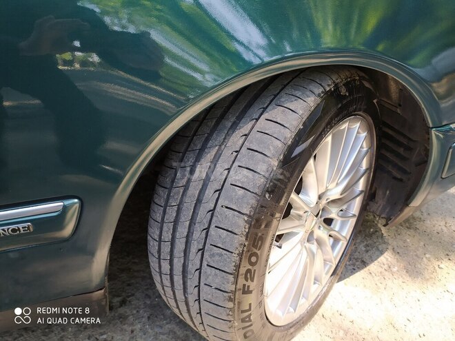 Mercedes E 320 1995, 385,000 km - 3.2 l - İsmayıllı