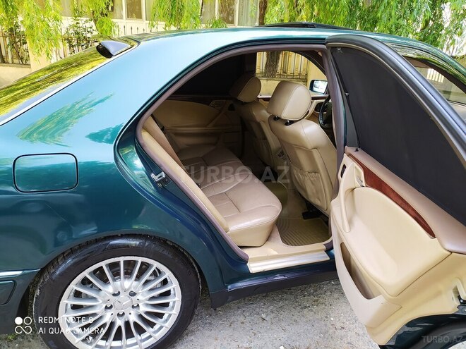 Mercedes E 320 1995, 385,000 km - 3.2 l - İsmayıllı