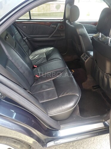 Mercedes E 240 1998, 318,000 km - 2.4 l - Bakı