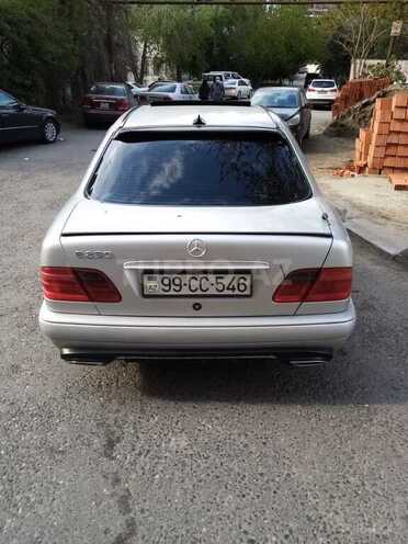Mercedes E 200 1997, 565,890 km - 2.0 л - Bakı