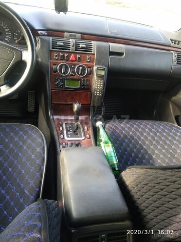 Mercedes E 230 1997, 365,000 km - 2.5 l - Füzuli