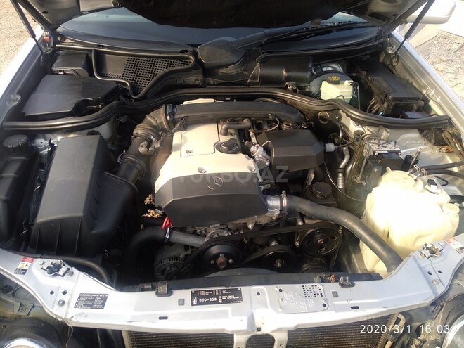 Mercedes E 230 1997, 365,000 km - 2.5 l - Füzuli