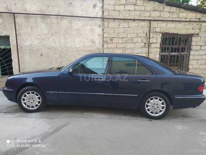 Mercedes E 240 2000, 230,000 km - 2.4 l - Bakı
