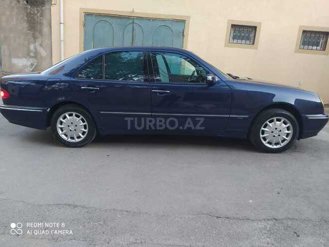 Mercedes E 240 2000, 230,000 km - 2.4 l - Bakı