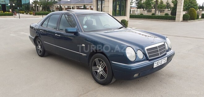 Mercedes E 230 1996, 242,389 km - 2.3 l - Cəlilabad