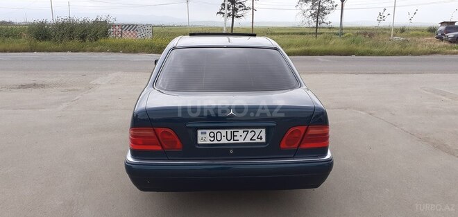 Mercedes E 230 1996, 242,389 km - 2.3 l - Cəlilabad