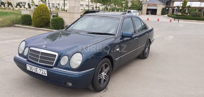 Mercedes E 230 1996, 242,389 km - 2.3 l - Cəlilabad