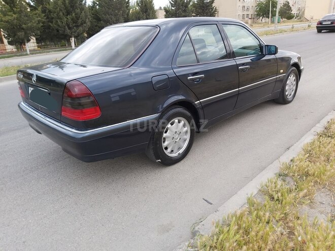 Mercedes C 240 1997, 154,000 km - 2.4 l - Sumqayıt
