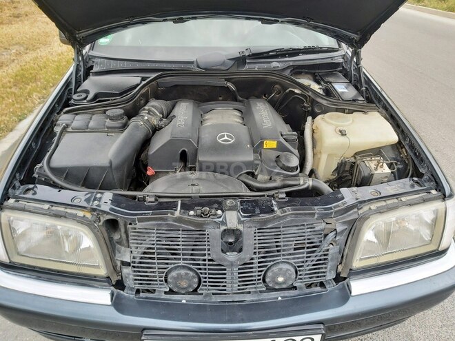 Mercedes C 240 1997, 154,000 km - 2.4 l - Sumqayıt
