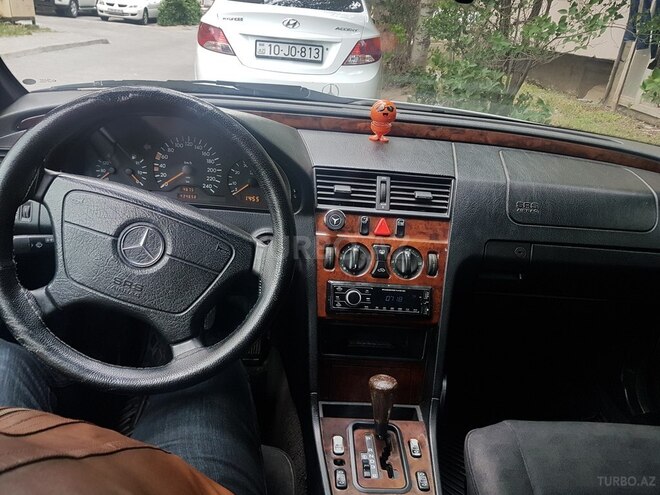 Mercedes C 220 1996, 400,000 km - 2.2 l - Bakı
