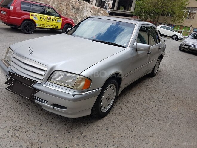 Mercedes C 220 1996, 400,000 km - 2.2 l - Bakı