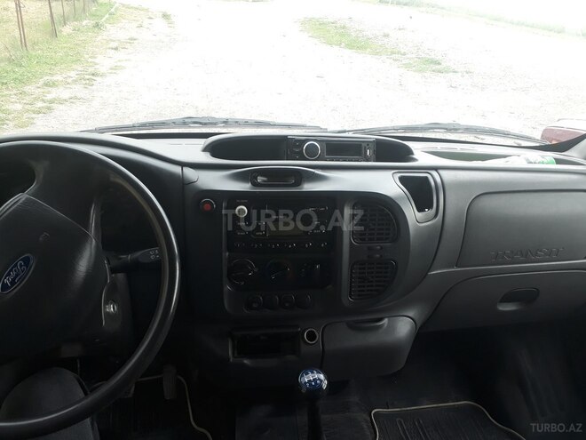 Ford Transit 2001, 390,000 km - 2.4 l - Şəki