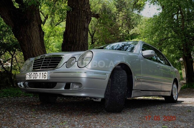 Mercedes E 240 2000, 277,000 km - 2.4 l - Şəki